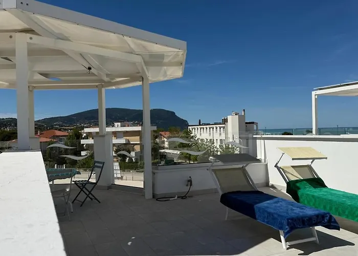 Azuleyos Sky Rooftop *